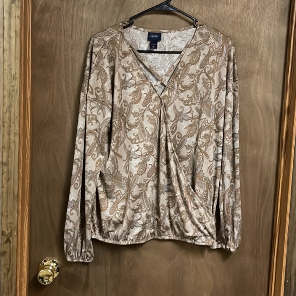 Daytrip Long Sleeve Blouse‎ Medium